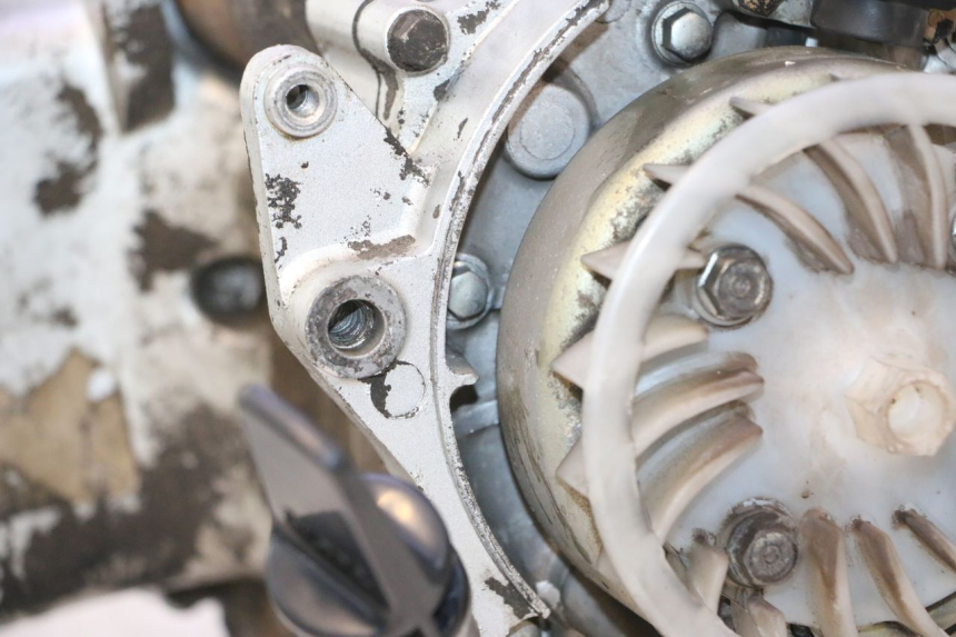 photo de MOTOR SYM MIO 50 (2005 - 2010) - Profilansicht des Ersatzteils