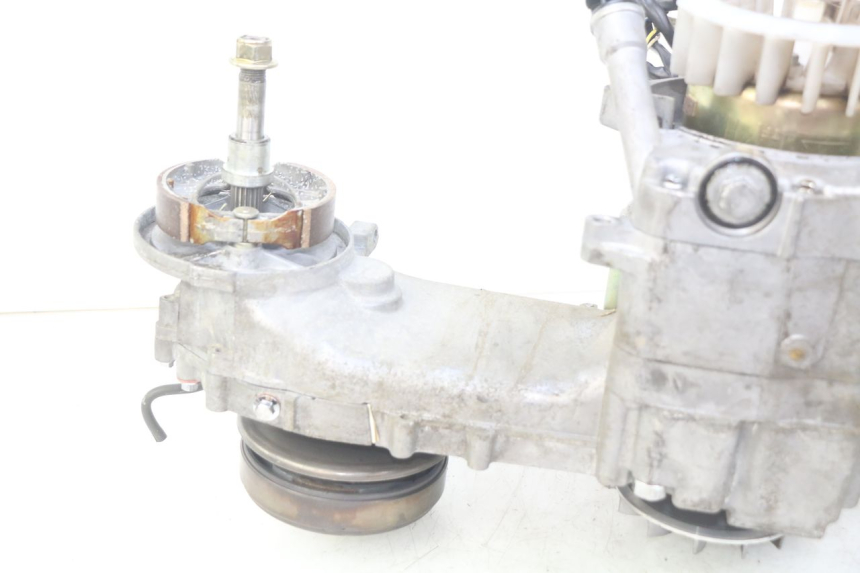 photo de MOTOR ZHONGYU MOVIDAS ZY125T-2 125 (2004 - 2014) - Detailansicht des Bauteils