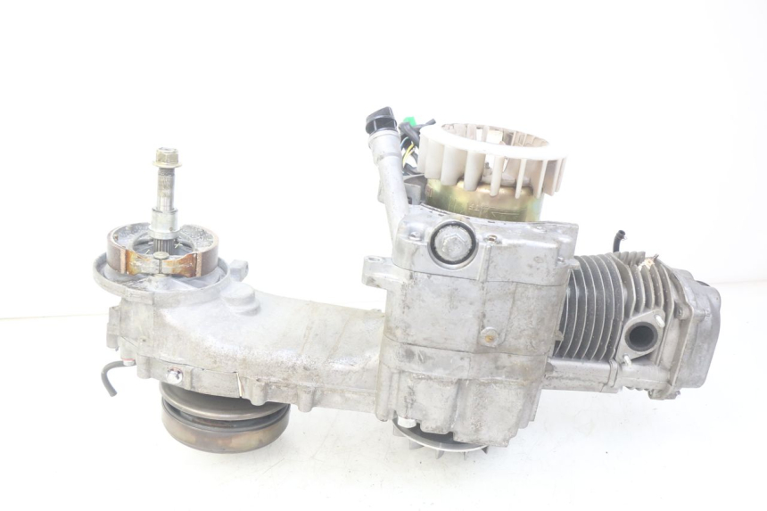 photo de MOTOR ZHONGYU MOVIDAS ZY125T-2 125 (2004 - 2014) - Technische Nahaufnahme