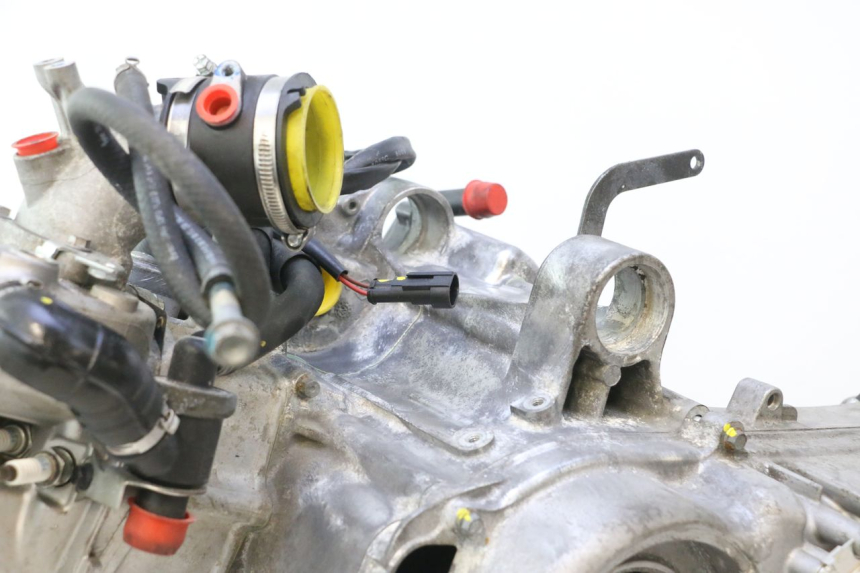 photo de MOTOR PIAGGIO MP3 HPE 530 (2022 - 2026) - Alternativer Blickwinkel