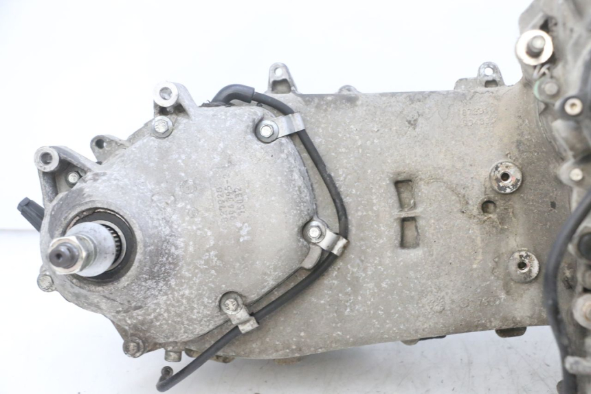 photo de MOTOR PIAGGIO MP3 LT 400 (2007 - 2012) - Charakteristische Merkmale