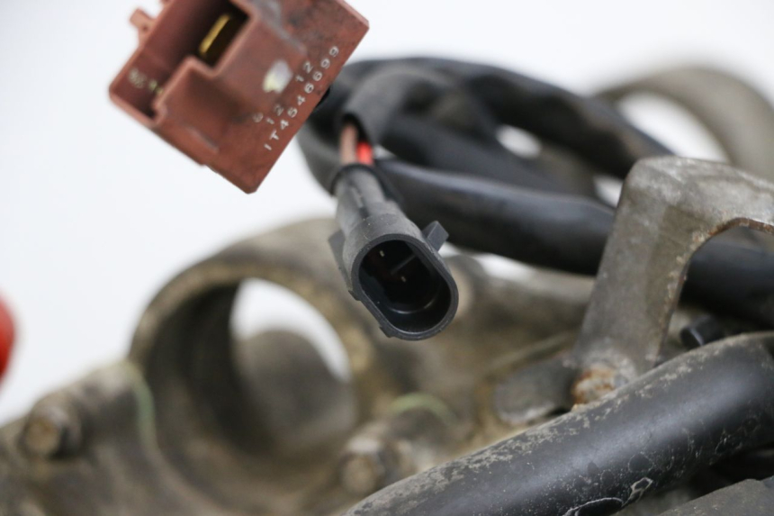 photo de MOTOR PIAGGIO MP3 500 (2011 - 2015) - Details der Befestigungspunkte