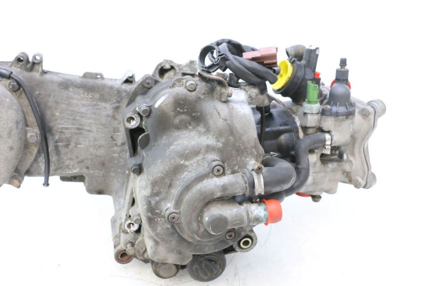photo de MOTOR PIAGGIO MP3 RL 250 (2006 - 2010) - Details der Befestigungspunkte