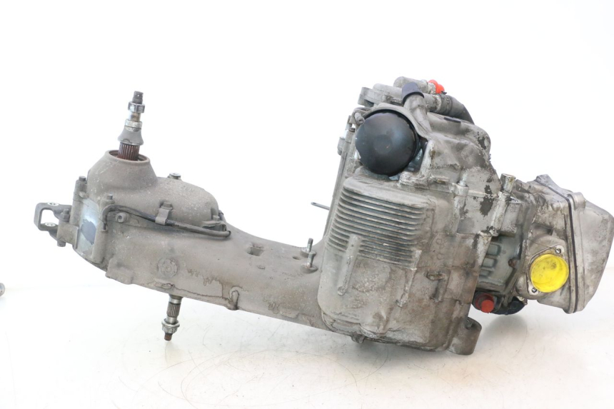 photo de MOTOR PIAGGIO MP3 500 (2016 - 2018) - Oberflächenzustand und Material