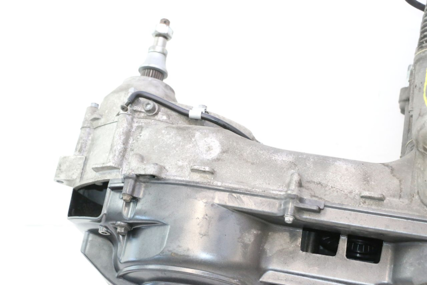 photo de MOTOR PIAGGIO MP3 500 (2011 - 2015) - Oberflächenzustand und Material