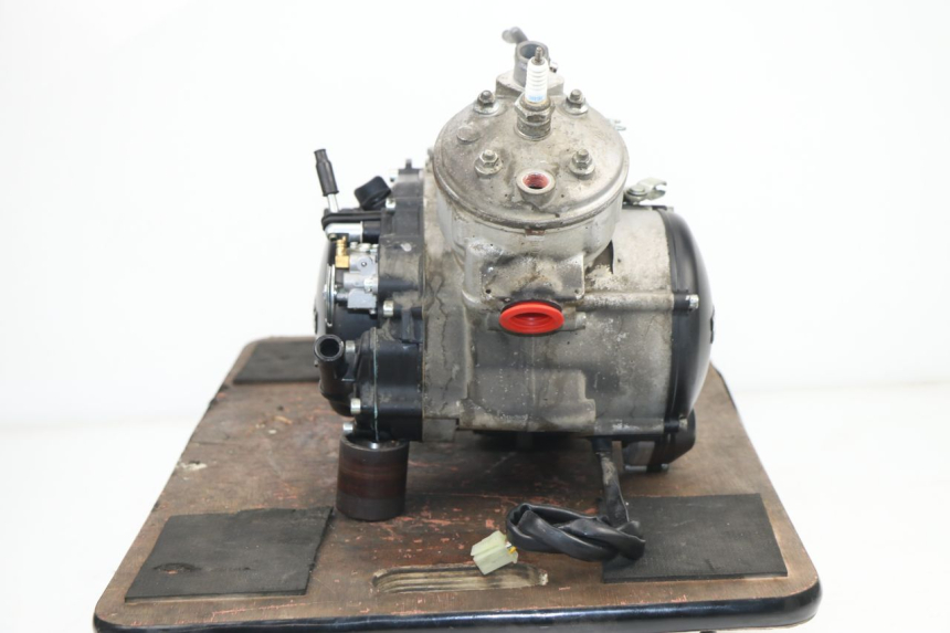 photo de MOTOR RIEJU MRT 50 (2018 - 2021) - Technische Nahaufnahme