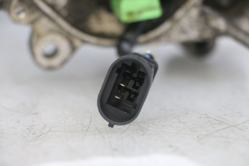 photo de MOTOR PIAGGIO NEW TYPHOON 50 (2018 - 2021) - Alternativer Blickwinkel