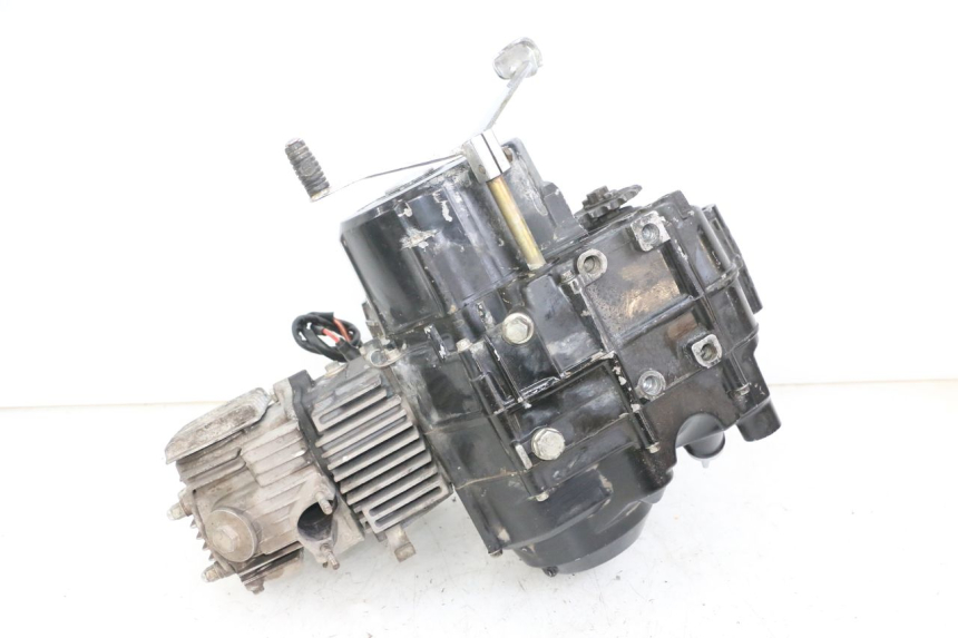 photo de MOTOR NITRO MOTORS SPEEDY 125 - Details der Befestigungspunkte