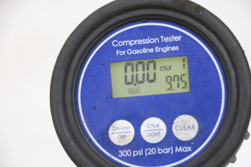 photo de MOTOR HONDA NTV DEAUVILLE 650 (1998 - 2001) - Fokus auf die Struktur