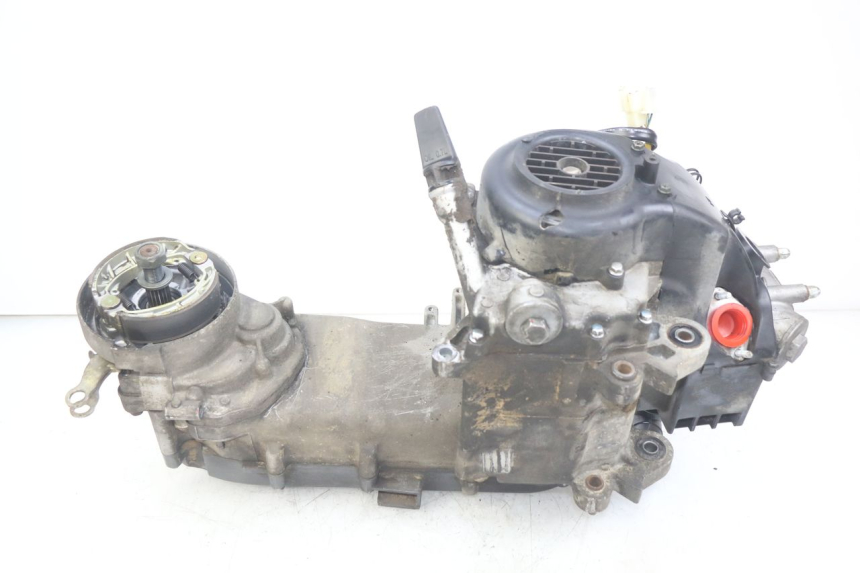 photo de MOTOR SYM ORBIT III 3 4T 50 (2021 - 2025) - Alternative Perspektive