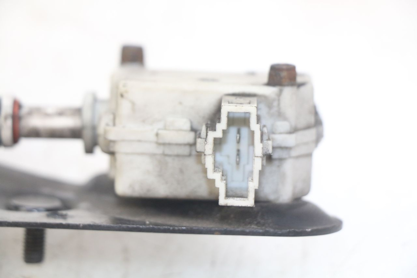 photo de KOFFERRAUMÖFFNUNGSMOTOR GILERA GP 800 (2007 - 2013) - Zoom auf Gebrauchszustand