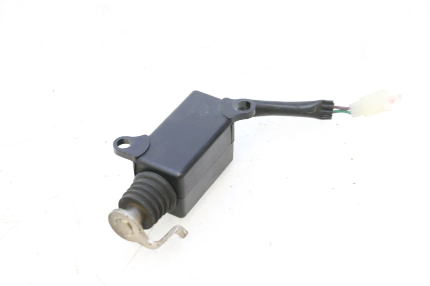 photo de SITZBANKSCHLOSS MOTOR  SYM MIO 50 (2005 - 2010) - Detailansicht des Bauteils