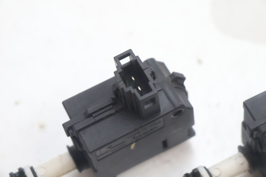 photo de SITZBANKSCHLOSS MOTOR  PIAGGIO MP3 HPE 530 (2022 - 2026) - Zoom auf Gebrauchszustand