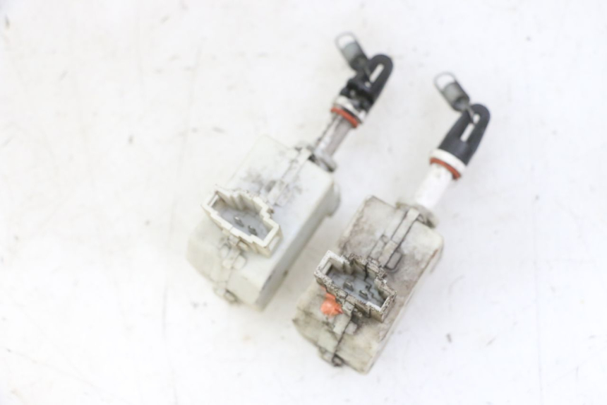 photo de KOFFERRAUMÖFFNUNGSMOTOR PIAGGIO MP3 LT 300 (2010 - 2016) - Technische Nahaufnahme