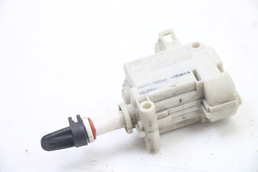 photo de KOFFERRAUMÖFFNUNGSMOTOR PIAGGIO MP3 500 (2014 - 2017) - Detailansicht des Bauteils