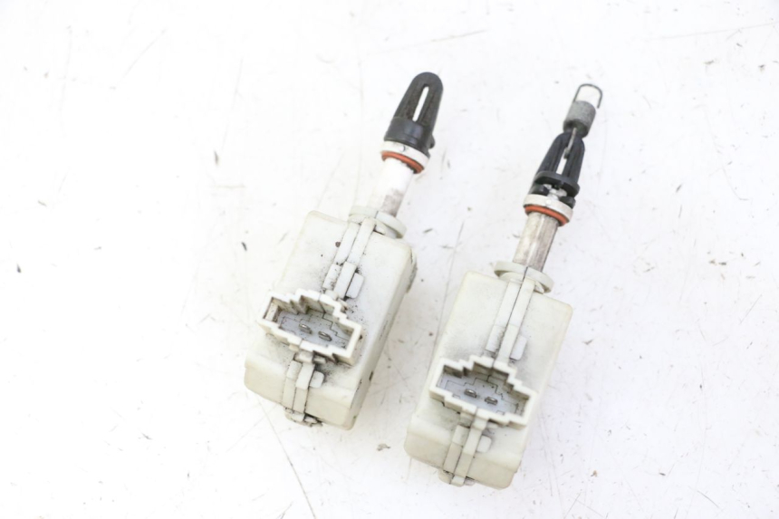 photo de SITZBANKSCHLOSS MOTOR  PIAGGIO MP3 500 (2011 - 2015) - Alternative Perspektive