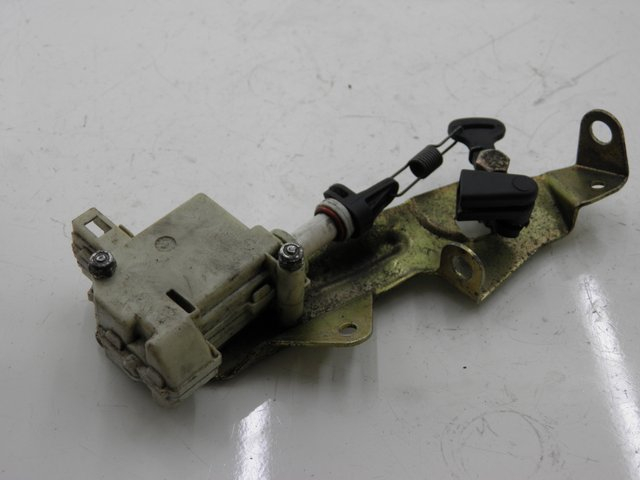 photo de SITZBANKSCHLOSS MOTOR  PIAGGIO BEVERLY 125 (2005 - 2007) - Hauptansicht