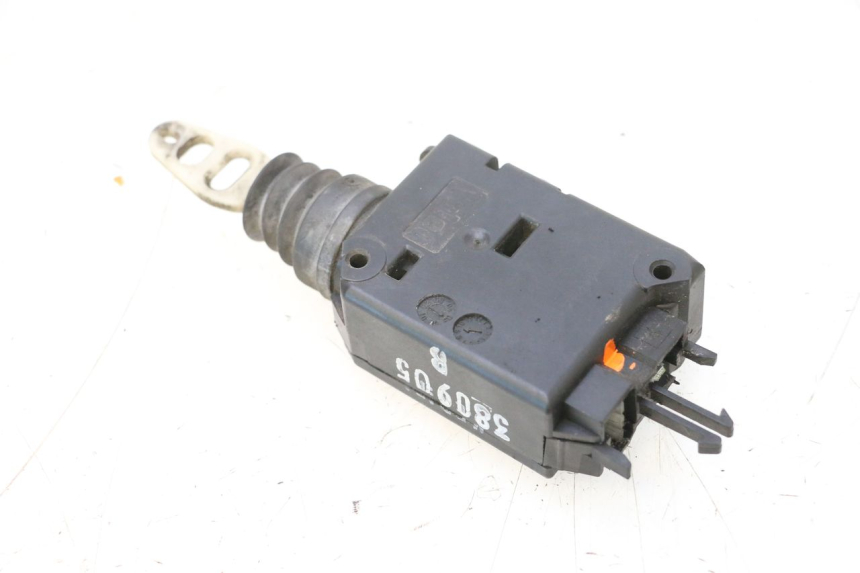 photo de KOFFERRAUMÖFFNUNGSMOTOR PEUGEOT SATELIS COMPRESSOR K15 125 (2006 - 2009) - Hauptansicht