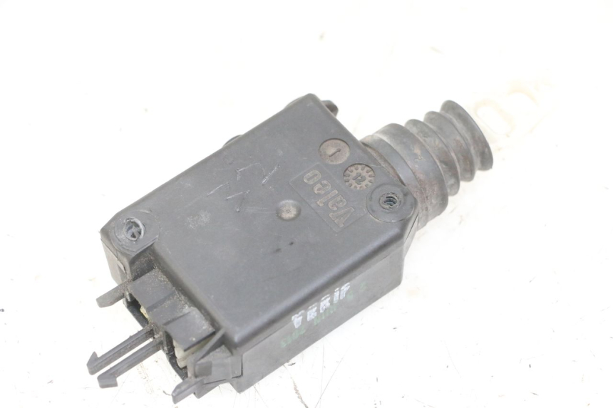 photo de SITZBANKSCHLOSS MOTOR  PEUGEOT SATELIS 125 (2013 - 2018) - Hauptansicht