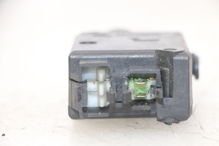 photo de SITZBANKSCHLOSS MOTOR  PEUGEOT SATELIS 125 (2013 - 2018) - Alternative Perspektive