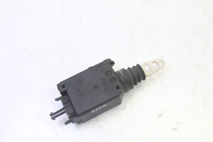 photo de SITZBANKSCHLOSS MOTOR  PEUGEOT SATELIS 125 (2013 - 2018) - Zoom auf Gebrauchszustand