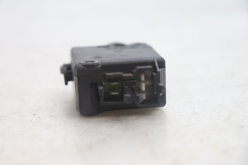 photo de SITZBANKSCHLOSS MOTOR  PEUGEOT SATELIS 125 (2013 - 2018) - Alternative Perspektive