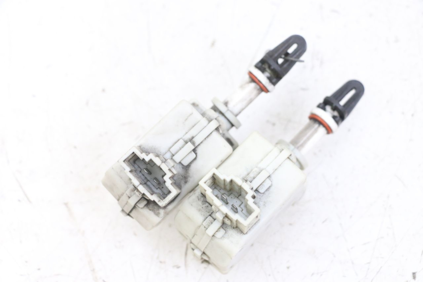 photo de KOFFERRAUMÖFFNUNGSMOTOR PIAGGIO X10 125 (2012 - 2017) - Zoom auf Gebrauchszustand