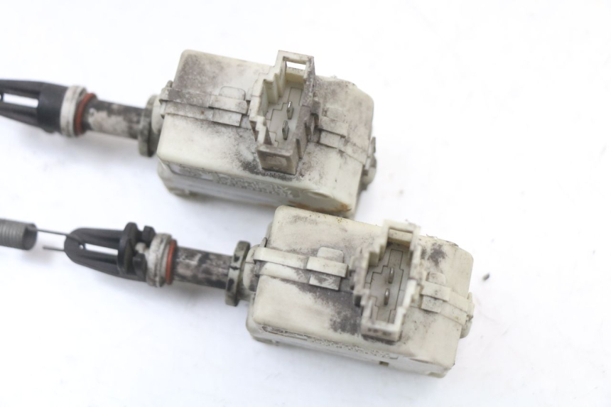 photo de SITZBANKSCHLOSS MOTOR  PIAGGIO X8 125 (2004 - 2007) - Technische Nahaufnahme