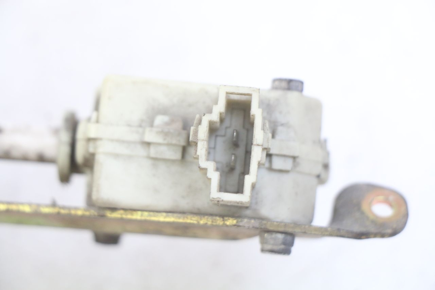 photo de KOFFERRAUMÖFFNUNGSMOTOR PIAGGIO X9 EVOLUTION 125 (2003 - 2007) - Detailansicht des Bauteils