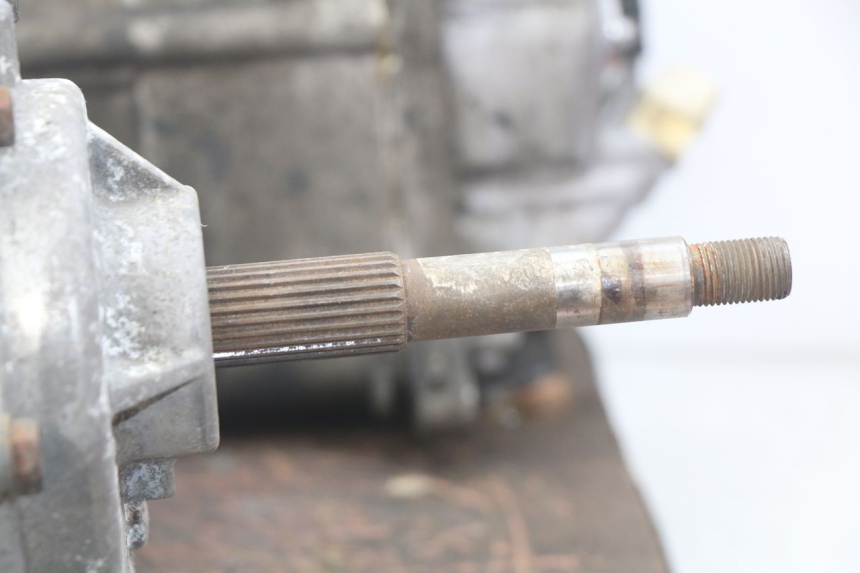 photo de MOTOR KYMCO PEOPLE 250 (2004 - 2008) - Details der Befestigungspunkte