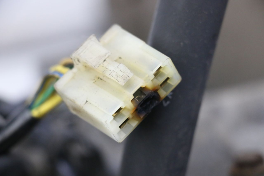 photo de MOTOR PEUGEOT ELYSTAR 125 (2002 - 2007) - Zoom auf Gebrauchszustand