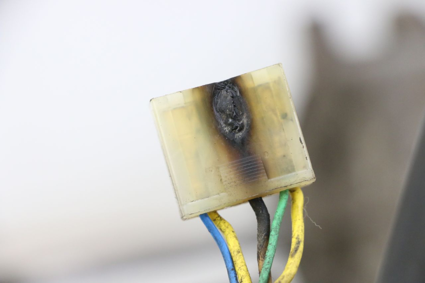 photo de MOTOR PEUGEOT ELYSTAR 125 (2002 - 2007) - Alternative Perspektive