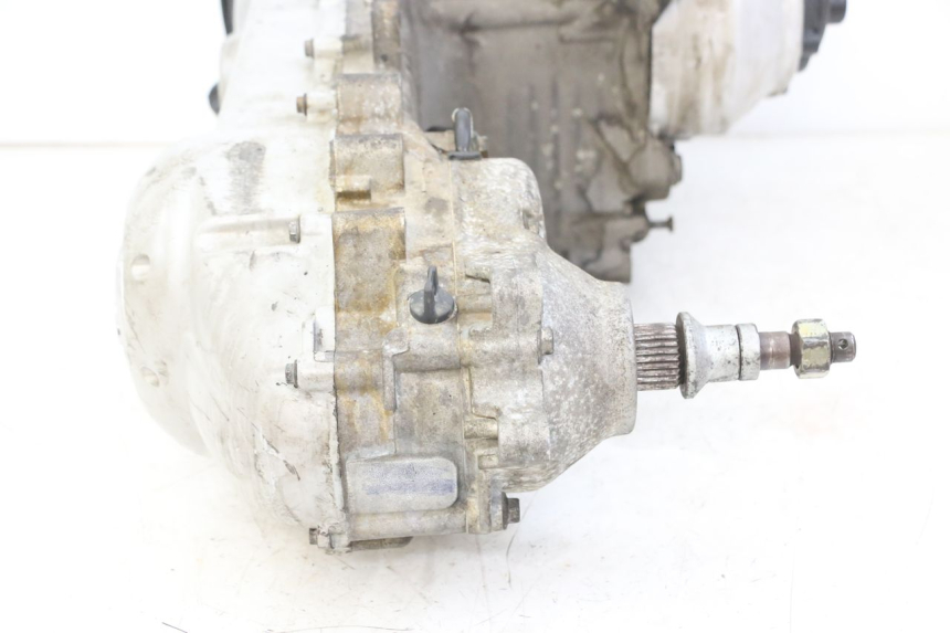 photo de MOTOR PIAGGIO BEVERLY 125 (1998 - 2005) - Kennzeichnungen und Originalreferenzen