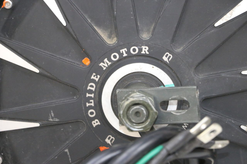 photo de MOTOR EFUN PUSA 1 - Weitere Ansicht des Artikels