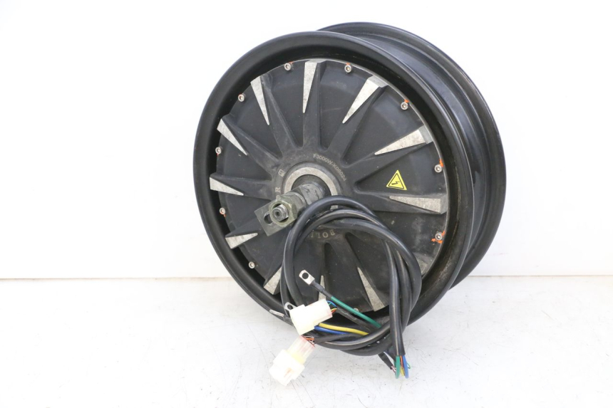 photo de MOTOR EFUN PUSA 1 - Hauptansicht