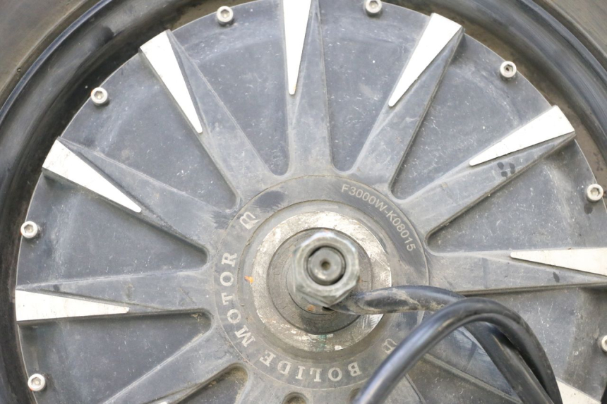 photo de MOTOR EFUN PUSA 1 - Technische Nahaufnahme