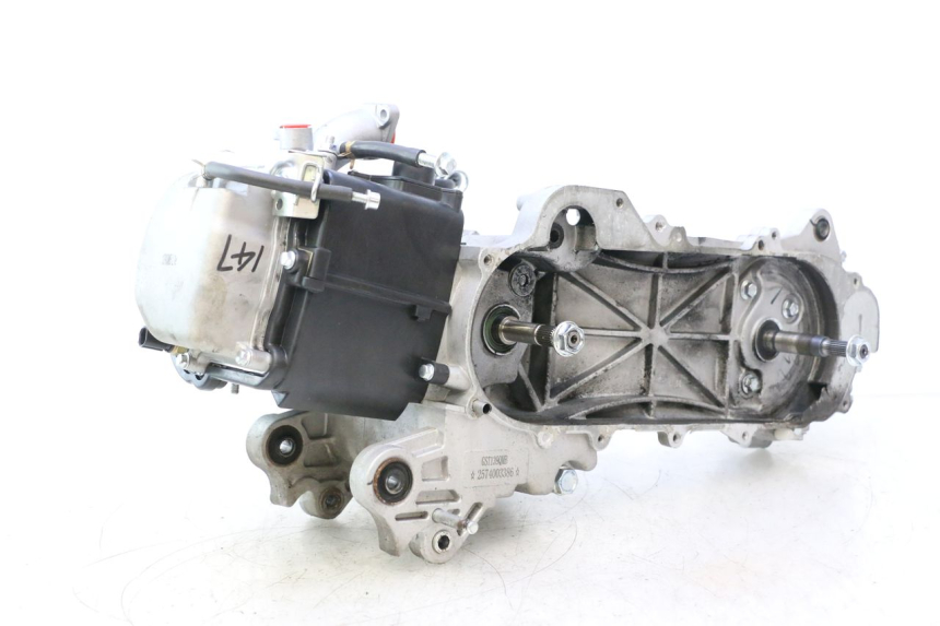 photo de MOTOR JM MOTORS R-MAX TECH 50 (2024 - 2026) - Alternativer Blickwinkel