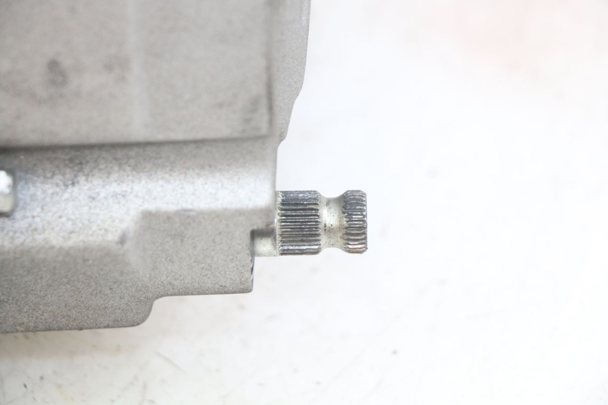 photo de MOTOR YCF R-START 125 - Details der Befestigungspunkte