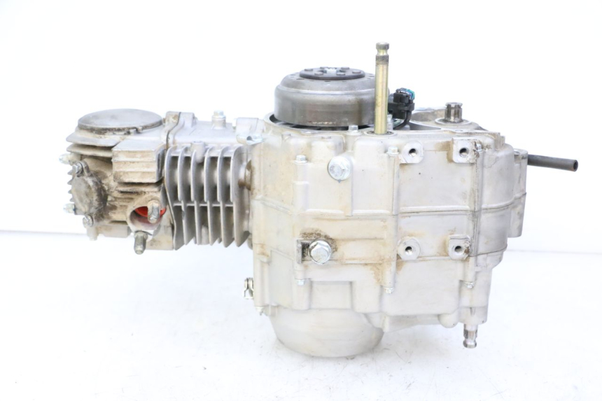 photo de MOTOR APOLLO RFZ 125 - Technische Nahaufnahme