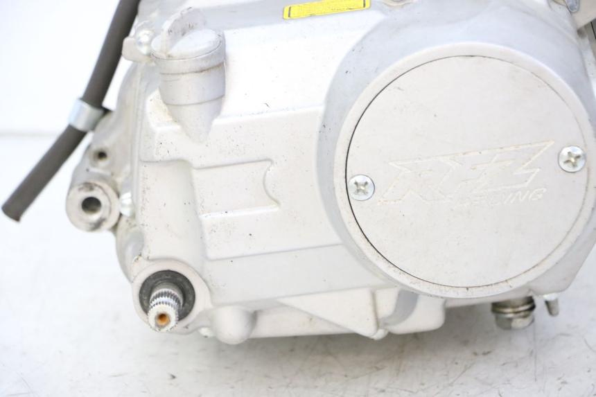 photo de MOTOR APOLLO RFZ 125 - Kennzeichnungen und Originalreferenzen