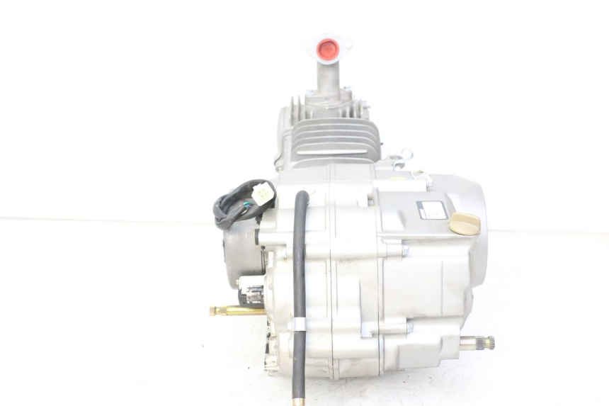 photo de MOTOR APOLLO RFZ 125 - Detaillierte Sichtprüfung