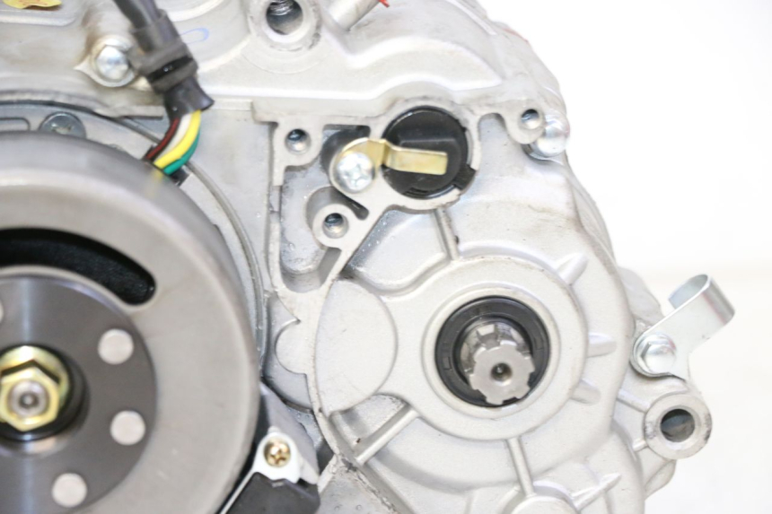 photo de MOTOR APOLLO RFZ 125 - Detaillierte Sichtprüfung