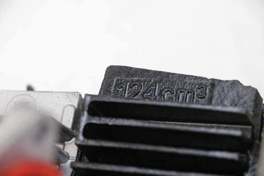 photo de MOTOR APOLLO RFZ 125 - Zoom auf Gebrauchszustand