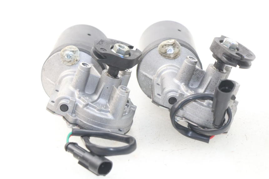 photo de MOTOR ROLL LOCK PEUGEOT METROPOLIS 400 (2017 - 2020) - Technische Nahaufnahme