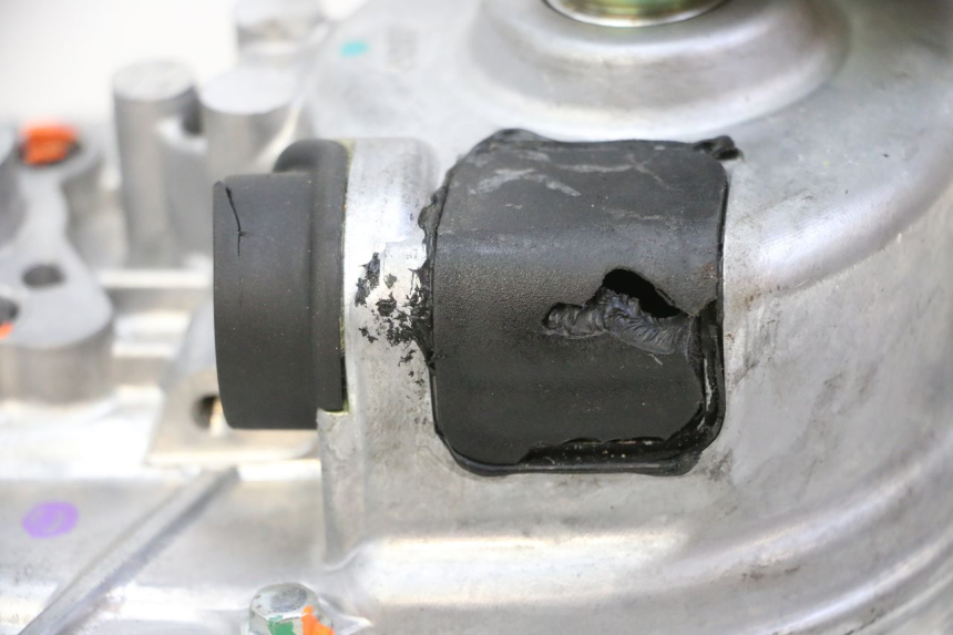 photo de MOTOR ROLL LOCK PIAGGIO MP3 HPE 310 (2024 - 2025) - Alternative Perspektive