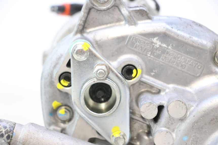 photo de MOTOR ROLL LOCK PIAGGIO MP3 HPE 530 (2022 - 2026) - Alternativer Blickwinkel