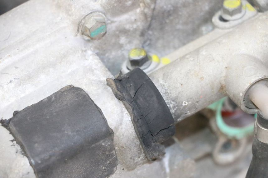 photo de MOTOR ROLL LOCK PIAGGIO MP3 LT 300 (2010 - 2016) - Technische Nahaufnahme