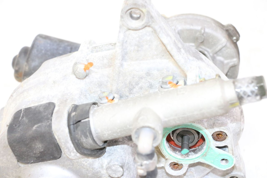 photo de MOTOR ROLL LOCK PIAGGIO MP3 RL 250 (2006 - 2010) - Kennzeichnungen und Originalreferenzen