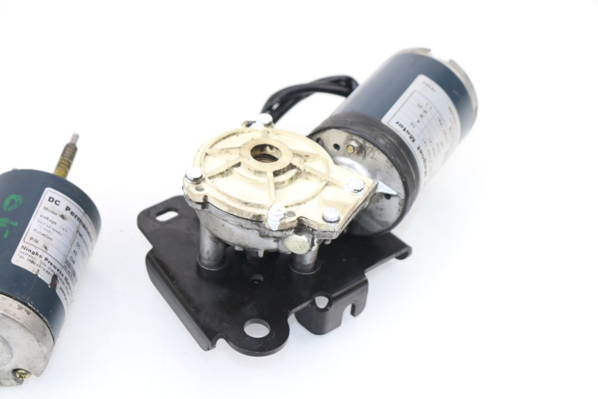 photo de MOTOR ROLL LOCK PEUGEOT METROPOLIS 400 (2011 - 2016) - Gesamtansicht des Produkts