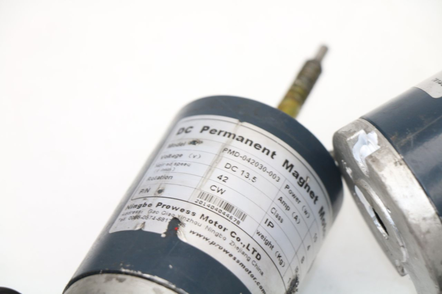 photo de MOTOR ROLL LOCK PEUGEOT METROPOLIS 400 (2011 - 2016) - Details der Befestigungspunkte